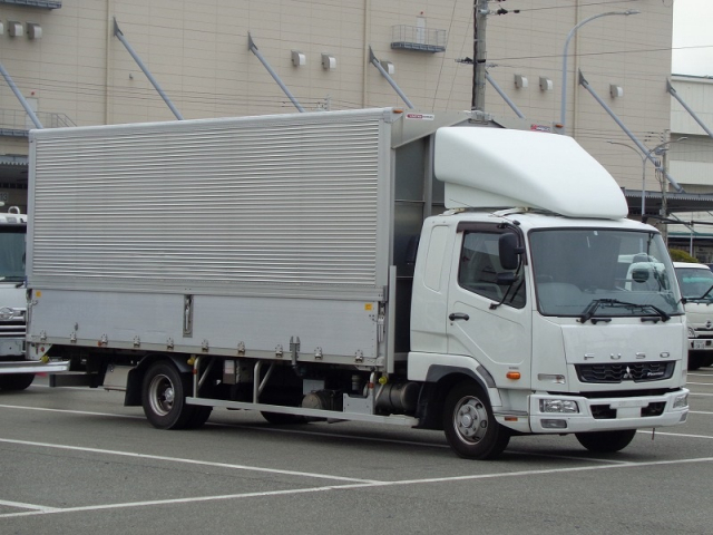 H28 三菱 ファイター 4t アルミウイング