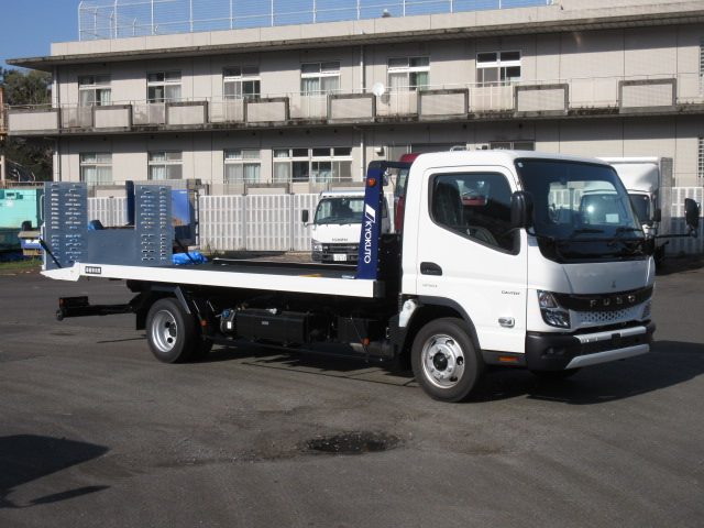 R5 三菱 キャンター 3t フラトップ(車載車)*未使用車*