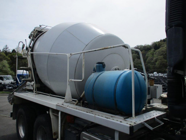 H25 いすゞ ギガ 大型ミキサー ドラム容量8.7立米