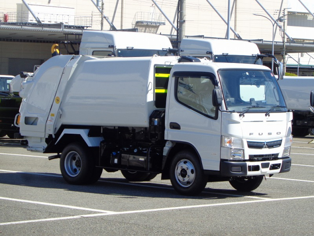R1 三菱 キャンター 小型プレス式塵芥車 4.0立米 スケール付 ＊未使用車
