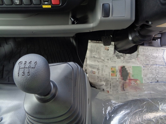 R6  ǥȥ 3.5t ץ쥹г 5.9Ω ̤Ѽ֡