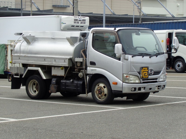 H25 日野 デュトロ 2KLタンクローリー(1室)  消防検査付