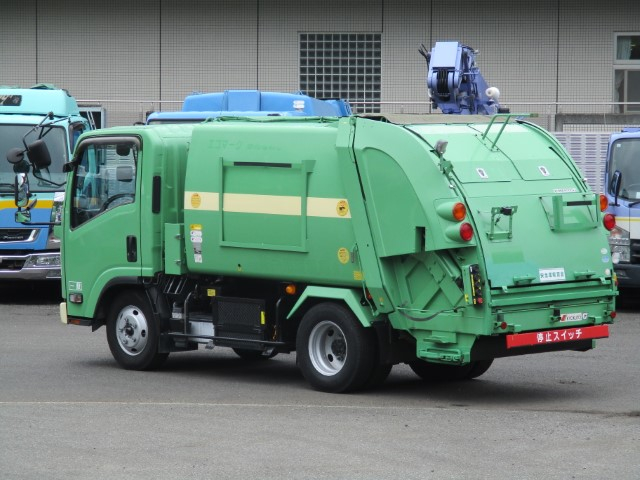 H28　いすゞエルフ　2tプレス式塵芥車　4.3立米