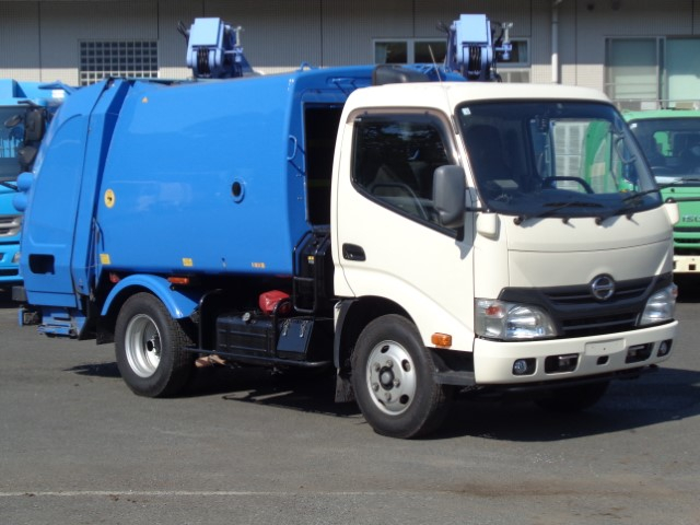 H27　日野デュトロ　プレス式塵芥車　4.3立米　左スライドドア