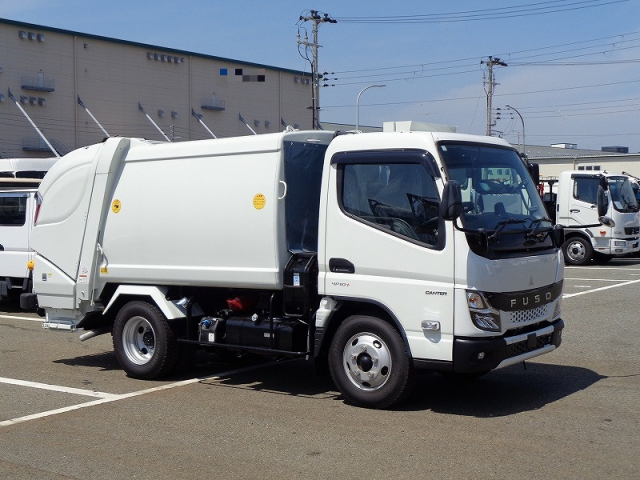 R5 三菱 キャンター 2tプレス式塵芥車4.3立米 ＊未使用車＊