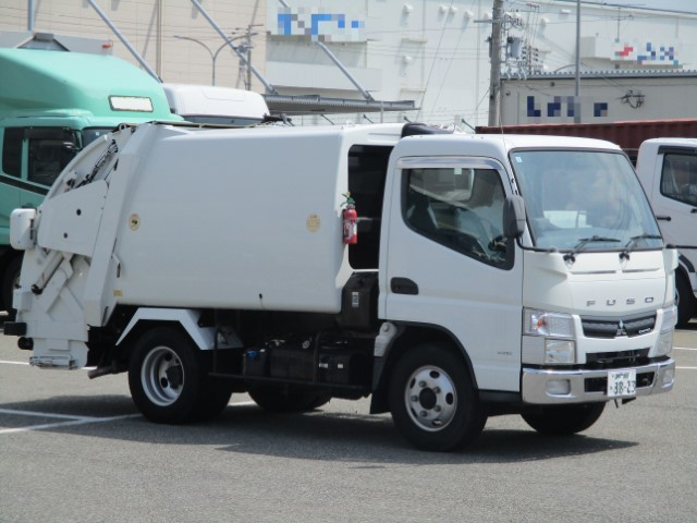 H26　三菱キャンター　2トンプレス式塵芥車　4.3立米