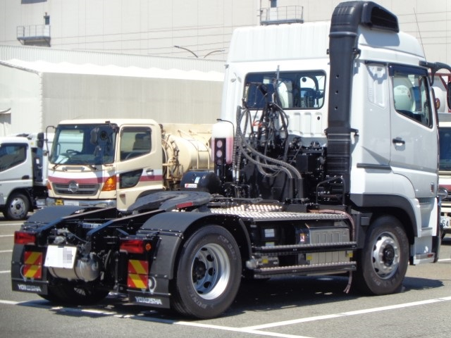 R7 ɩ ȥ饯إå ץȥ졼顼ѥݥ 511,400kg