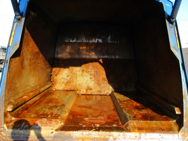 H25 いすゞフォワード プレス式塵芥車8.2立米