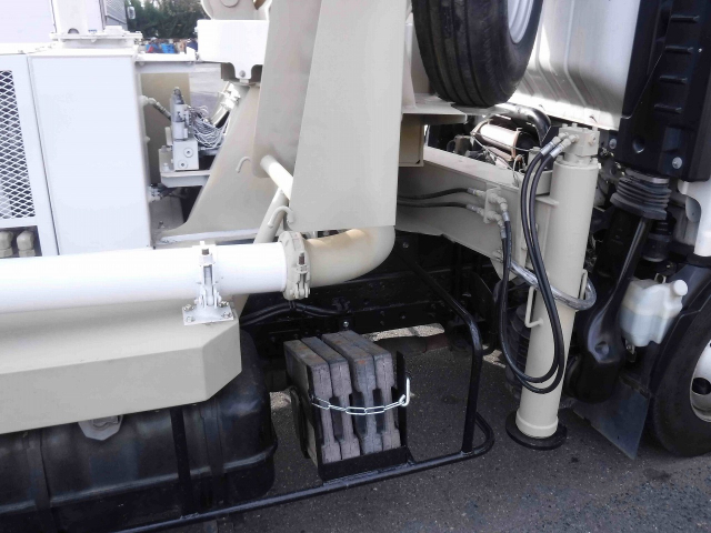 H21 いすゞ エルフ 小型コンクリートポンプ 極東製スクイーズ式