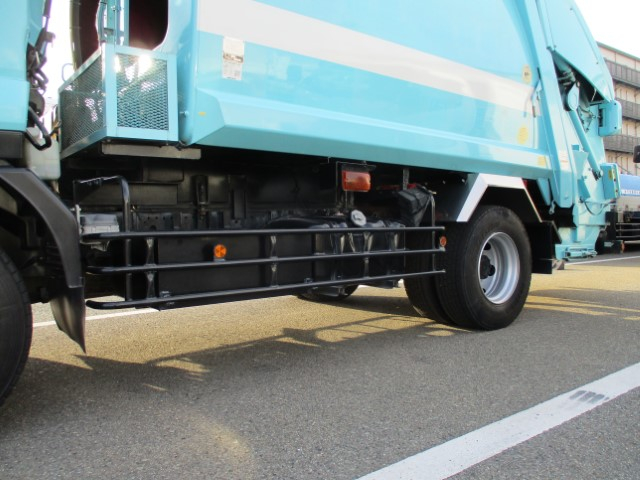 H29���������ե���ɡ����ȥ�ץ쥹���г��֡�8.2Ω��