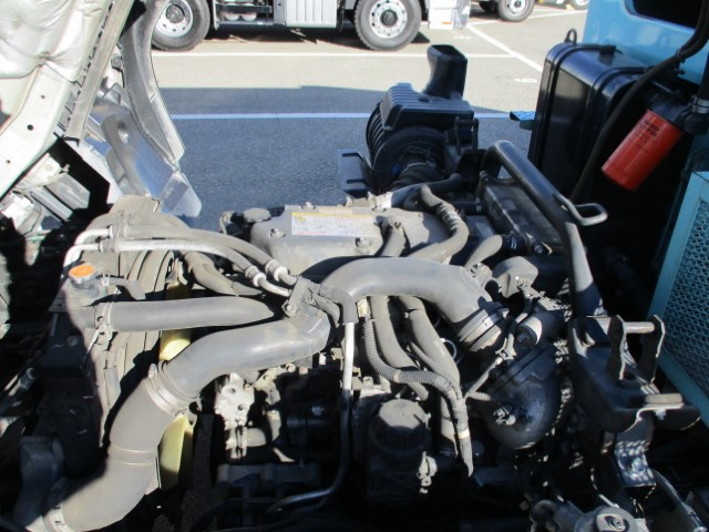 H29���������ե���ɡ����ȥ�ץ쥹���г��֡�8.2Ω��