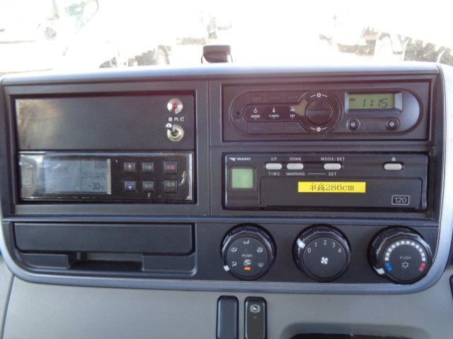 H30 三菱キャンター 2トン冷凍車