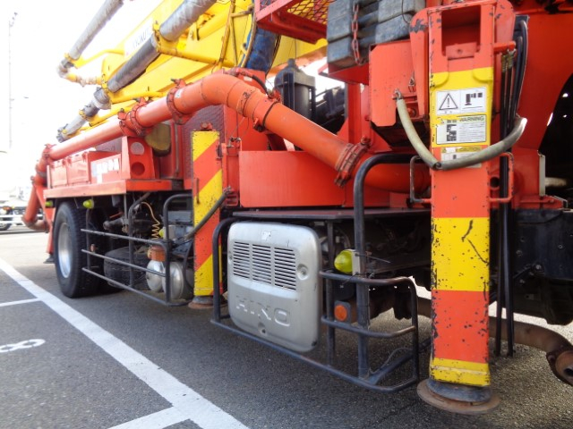 H23 日野プロフィア ピストン式コンクリートポンプ車