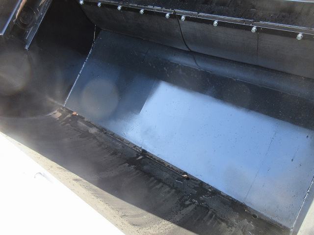 R7 ��ɩ ����󥿡� 3�ȥ�ץ쥹���г���5.3Ω�ơ���̤���Ѽ�