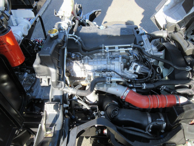 R7 ��ɩ ����󥿡� 3�ȥ�ץ쥹���г���5.3Ω�ơ���̤���Ѽ�