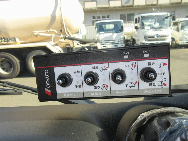 R7 ��ɩ ����󥿡� 3�ȥ�ץ쥹���г���5.3Ω�ơ���̤���Ѽ�