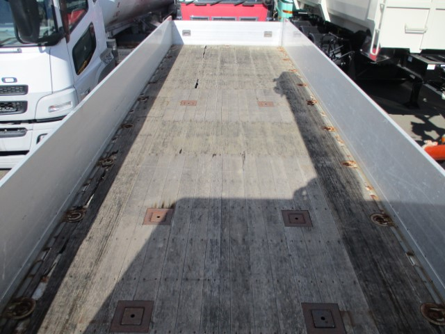 H22 いすゞギガ アルミブロック平ボディ クレーン付き