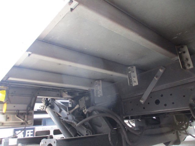 H27���ǥ�ȥ�������ߥХ��Ѻ�2,950kg��ķ�;夲��������