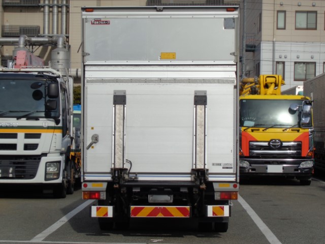 H27���ǥ�ȥ�������ߥХ��Ѻ�2,950kg��ķ�;夲��������