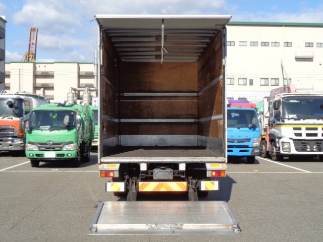 H27���ǥ�ȥ�������ߥХ��Ѻ�2,950kg��ķ�;夲��������