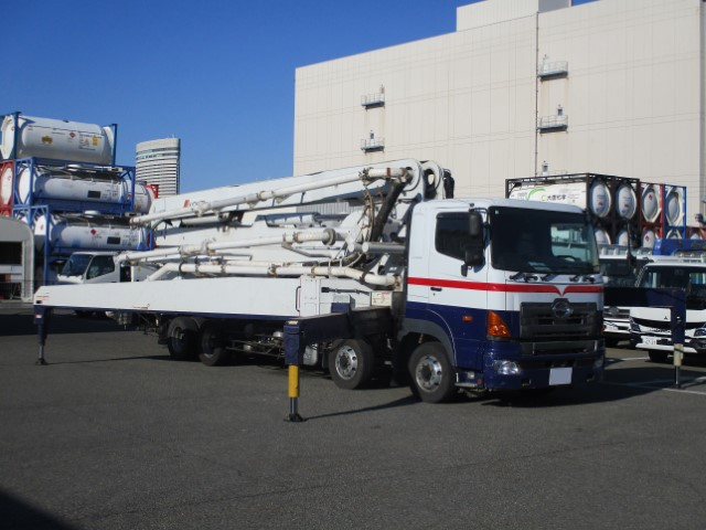 H26 日野プロフィア ピストン式コンクリートポンプ車