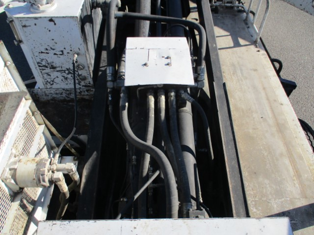 H26 日野プロフィア ピストン式コンクリートポンプ車