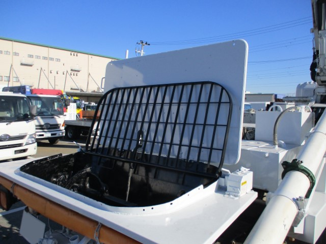 H26 日野プロフィア ピストン式コンクリートポンプ車