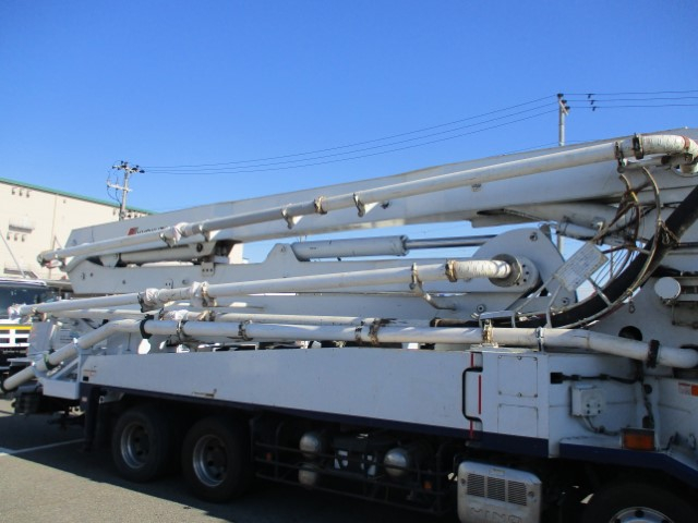 H26 日野プロフィア ピストン式コンクリートポンプ車