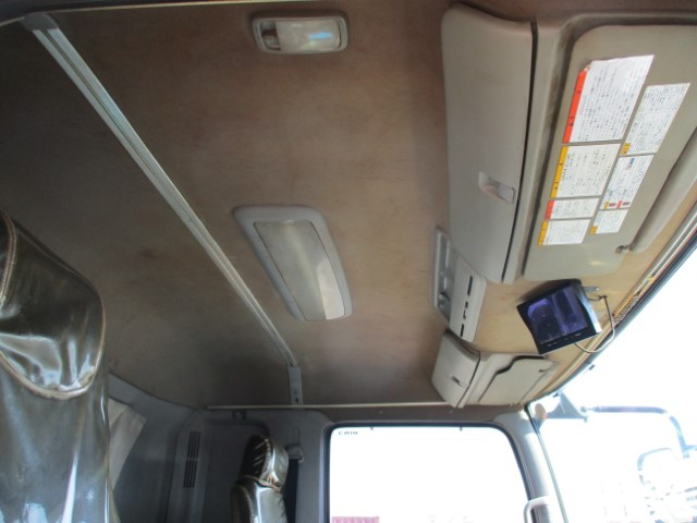 H26 日野プロフィア ピストン式コンクリートポンプ車