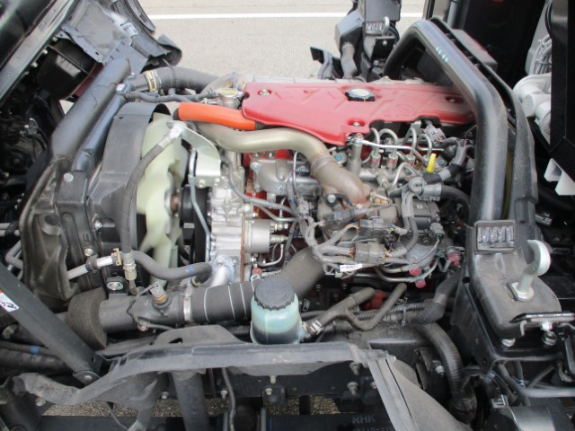 R6 日野デュトロ プレス式塵芥車5.9立米 認定中古車