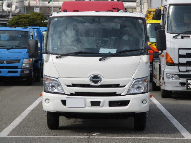 R6 日野デュトロ プレス式塵芥車5.9立米 認定中古車