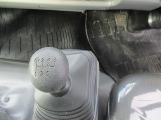 R6 日野デュトロ プレス式塵芥車5.9立米 認定中古車