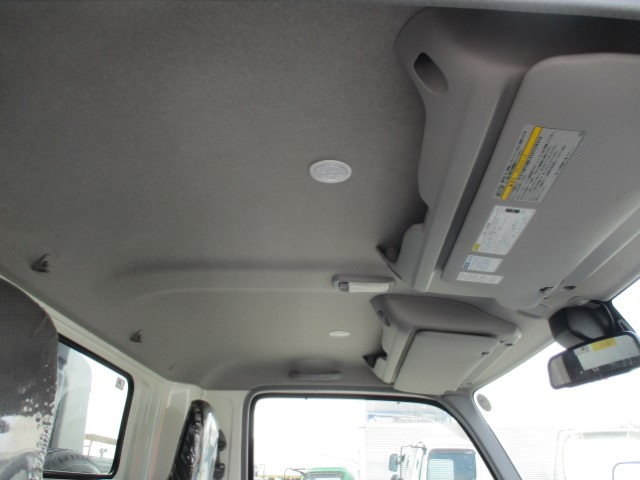 R6 日野デュトロ プレス式塵芥車5.9立米 認定中古車