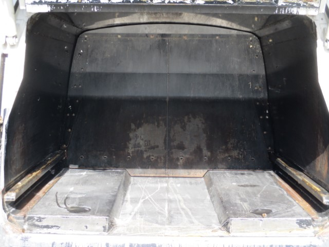 R5 日野デュトロ プレス式塵芥車5.9立米 認定中古車