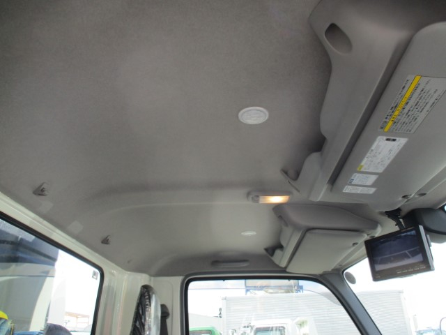 R5 日野デュトロ プレス式塵芥車5.9立米 認定中古車