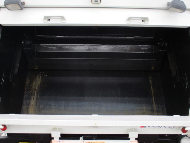 H25������ǥ�ȥ����ץ쥹��5.9Ω�ơ��Ѻ�2,950��