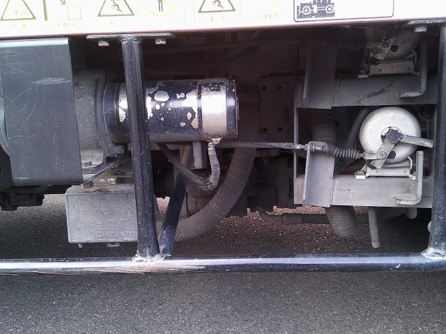 H30 いすゞエルフ 極東製スクイーズ式コンクリートポンプ車