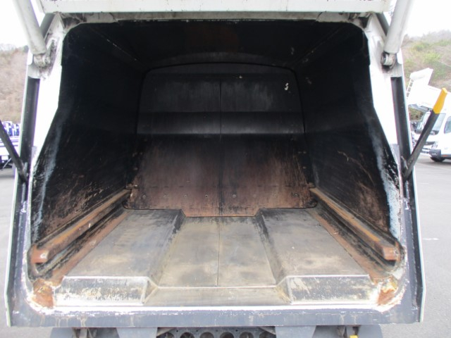 R3 いすゞエルフ プレス式塵芥車4.3立米 認定中古車