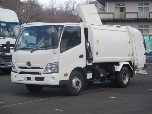 R5 日野デュトロ プレス式塵芥車5.9立米 認定中古車