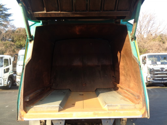 H26�������󥸥㡼���ץ쥹���г���10.2Ω��