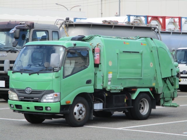 H26 トヨタダイナ プレス式塵芥車4.3立米
