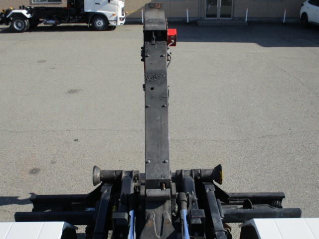 H28 いすゞフォワード 4トンフックロール