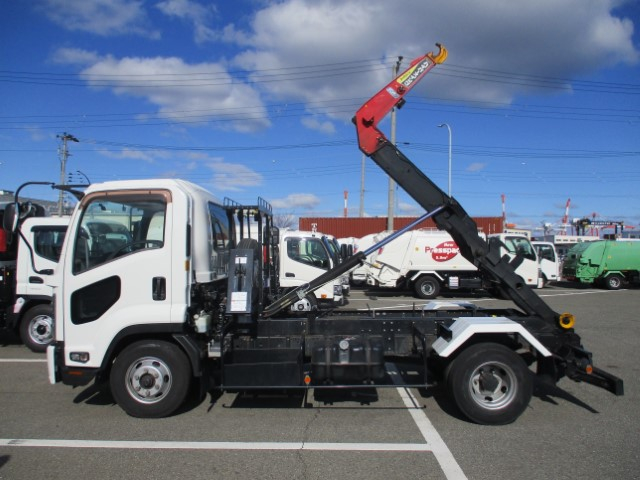 H28 いすゞフォワード 4トンフックロール