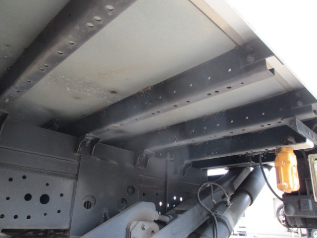 R3������������ա�3�ȥ�Х�PG��