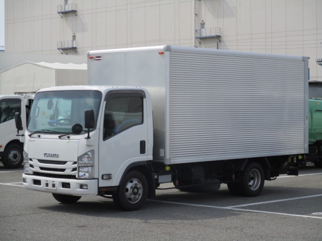 R3������������ա�3�ȥ�Х�PG��