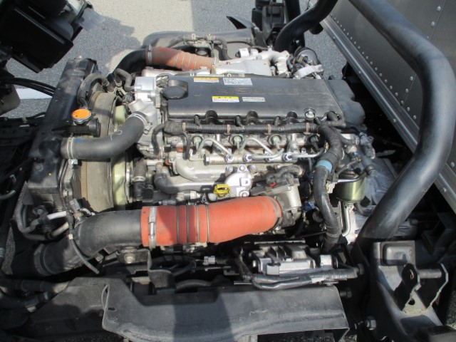 R3������������ա�3�ȥ�Х�PG��