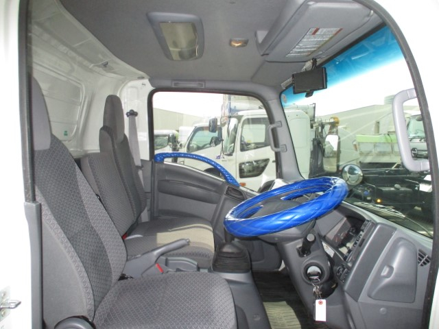 R3������������ա�3�ȥ�Х�PG��