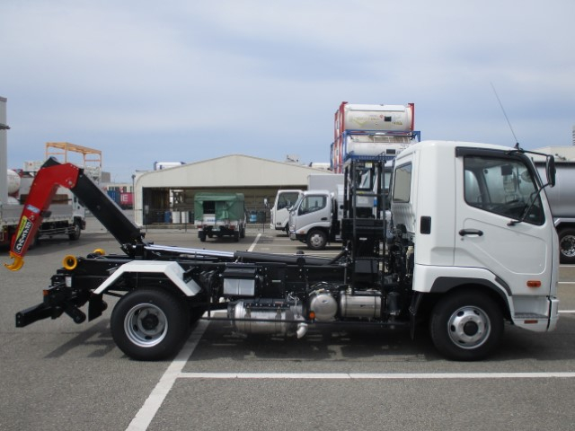 R7 三菱 ファイター 4t フックロール 認定中古車