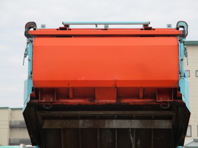 H26 いすゞエルフ プレス式塵芥車6.9立米 高容積