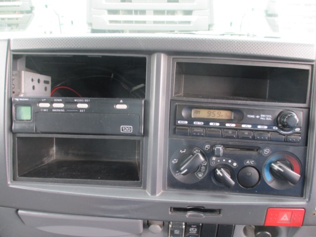 H26 いすゞエルフ プレス式塵芥車6.9立米 高容積